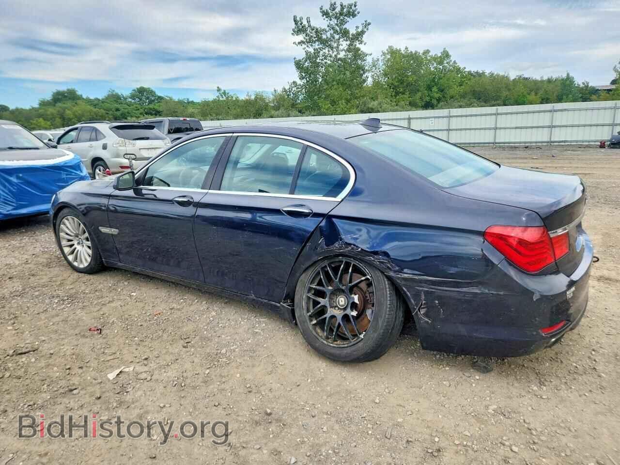 2012 BMW 7 SERIES - VIN: WBAKC6C58CDX99496 - Фото 2