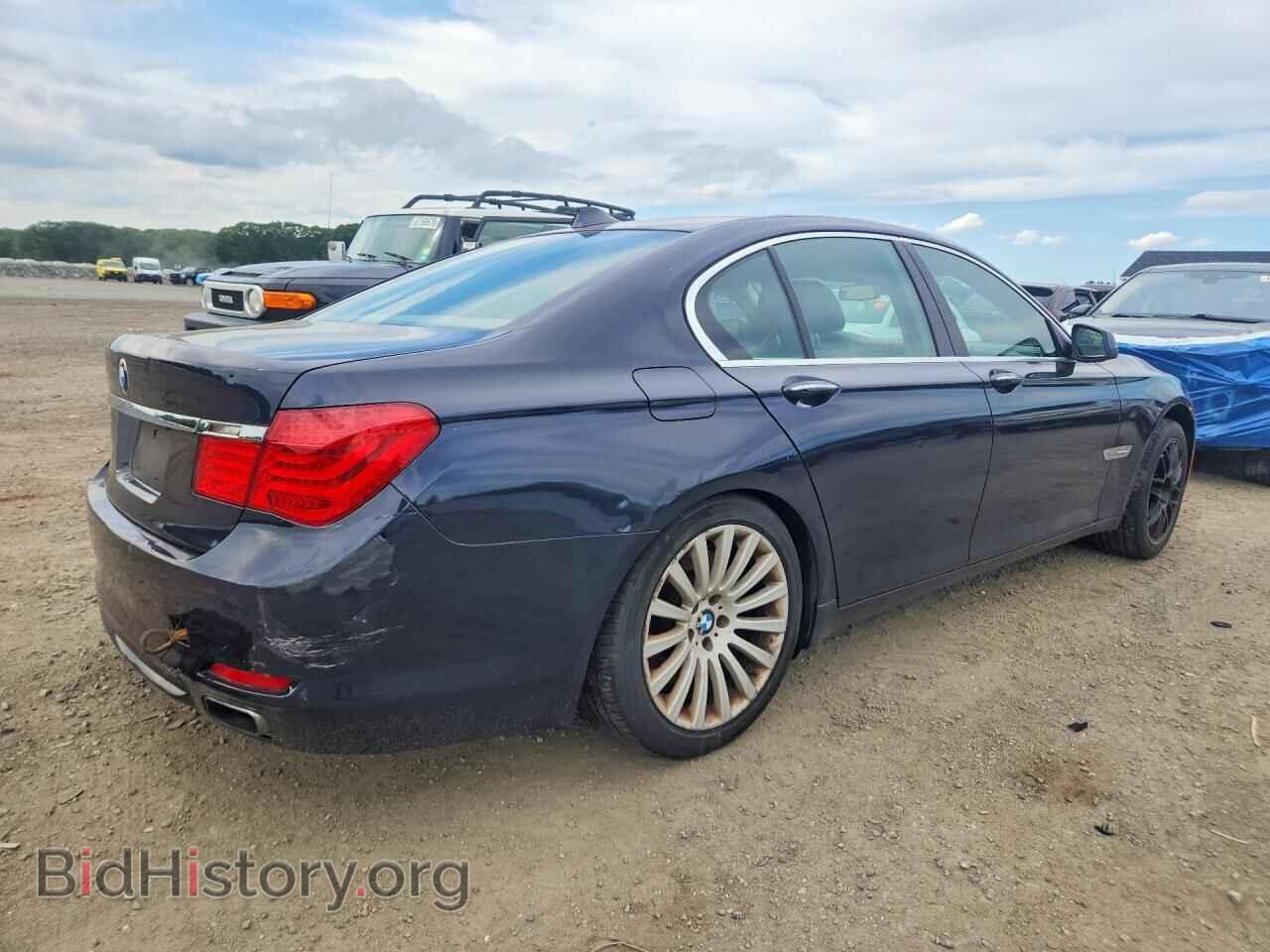 2012 BMW 7 SERIES - VIN: WBAKC6C58CDX99496 - Фото 3