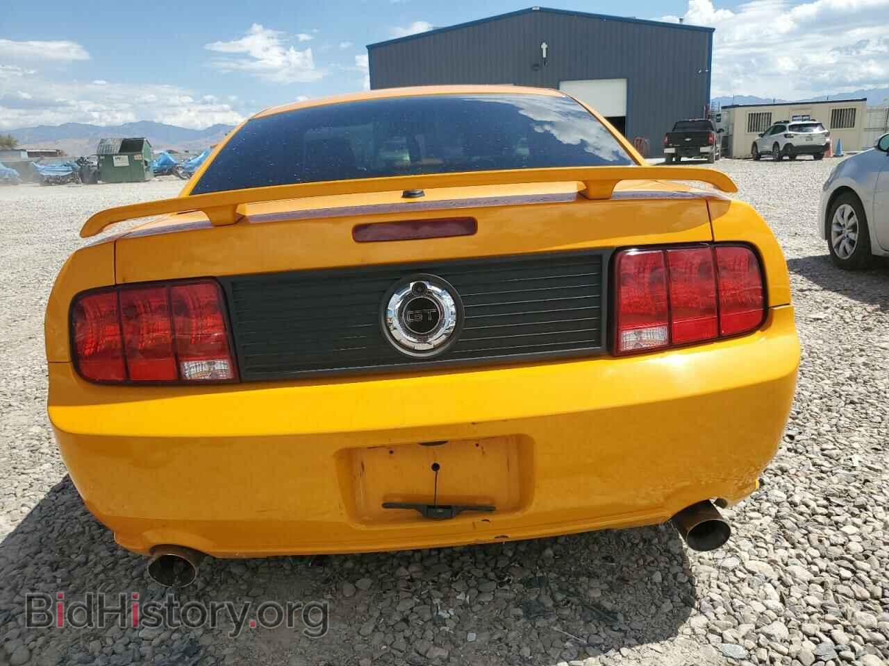2008 FORD MUSTANG - VIN: 1ZVHT82H885157945 - Фото 6