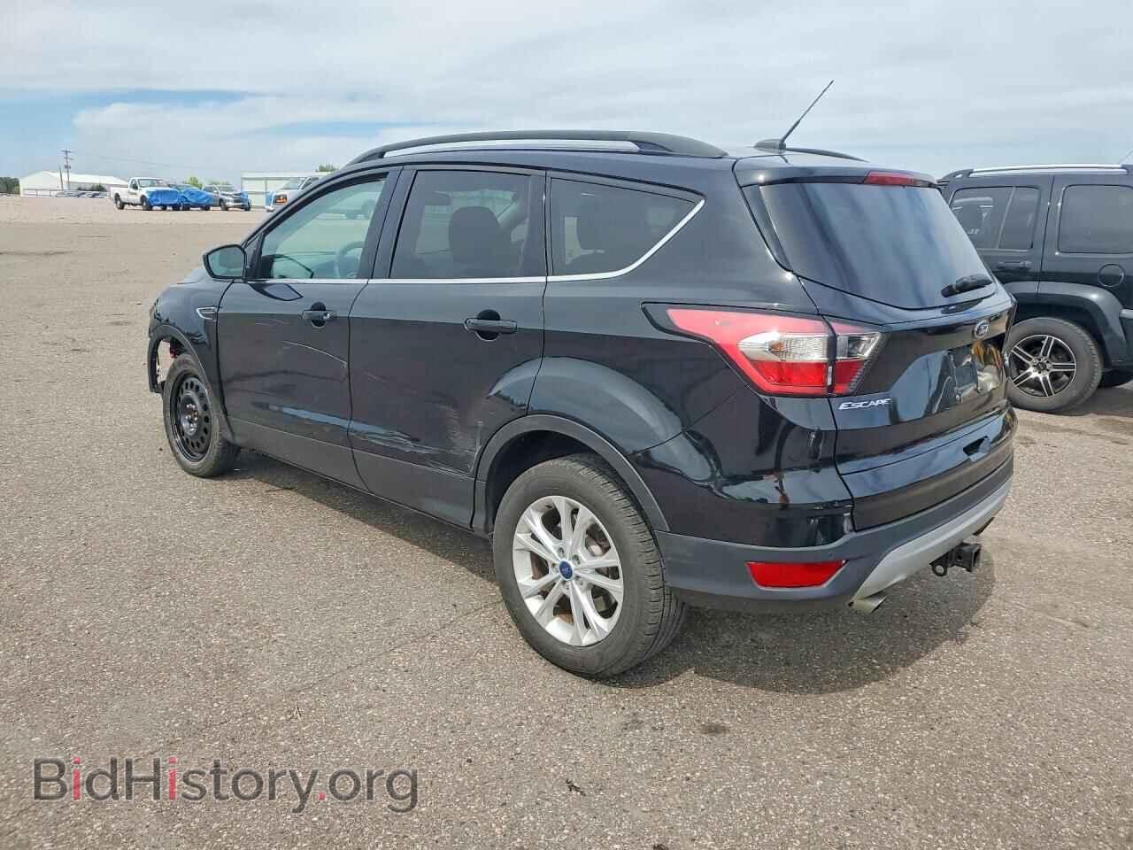 2017 FORD ESCAPE - VIN: 1FMCU9G9XHUB80694 - Фото 2