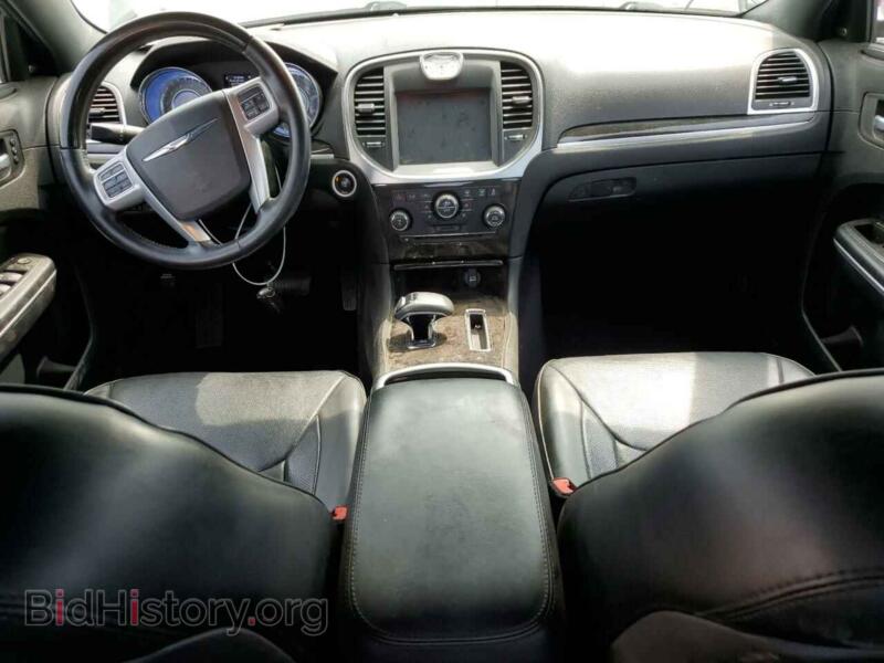 2014 Chrysler 300 (VIN 2C3CCAEGXEH220902) — фото 8 из 13