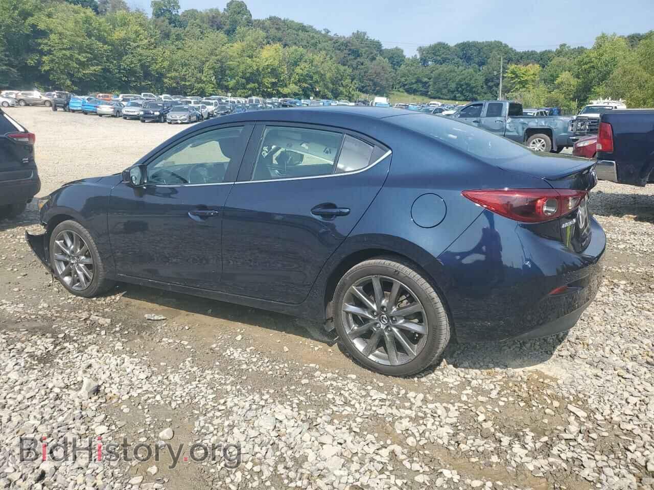 2018 MAZDA 3 - VIN: 3MZBN1W38JM215834 - Фото 2