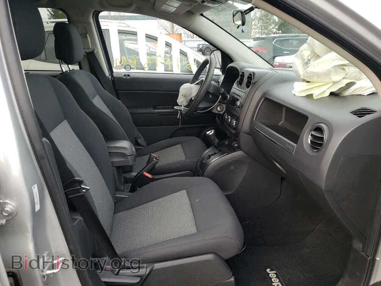 2010 JEEP COMPASS - VIN: 1J4NF4FB4AD653794 - Photo 5
