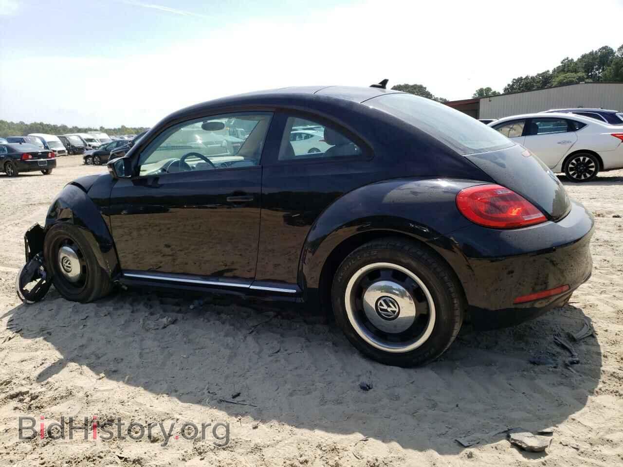 2013 VOLKSWAGEN BEETLE - VIN: 3VWJP7AT2DM622083 - Фото 2