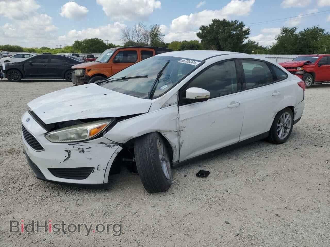 Фотография 1FADP3F2XHL251745 - FORD FOCUS 2017