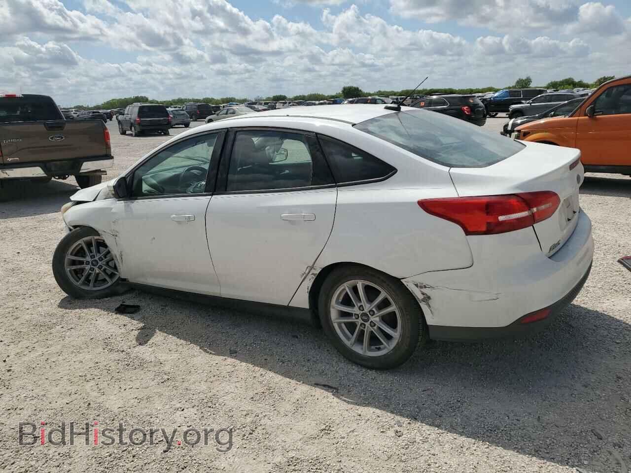 2017 FORD FOCUS - VIN: 1FADP3F2XHL251745 - Фото 2