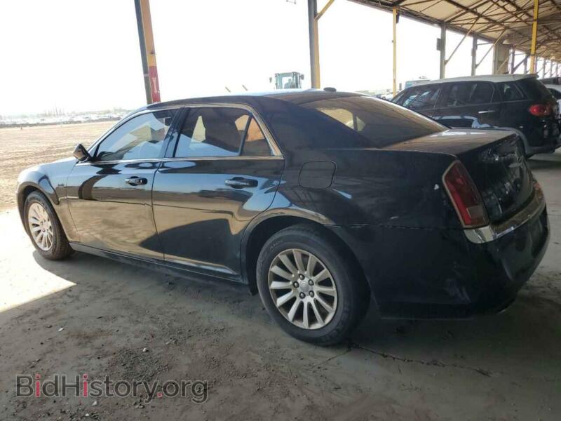 2012 Chrysler 300 (VIN 2C3CCAAG2CH129920) — фото 2 из 12