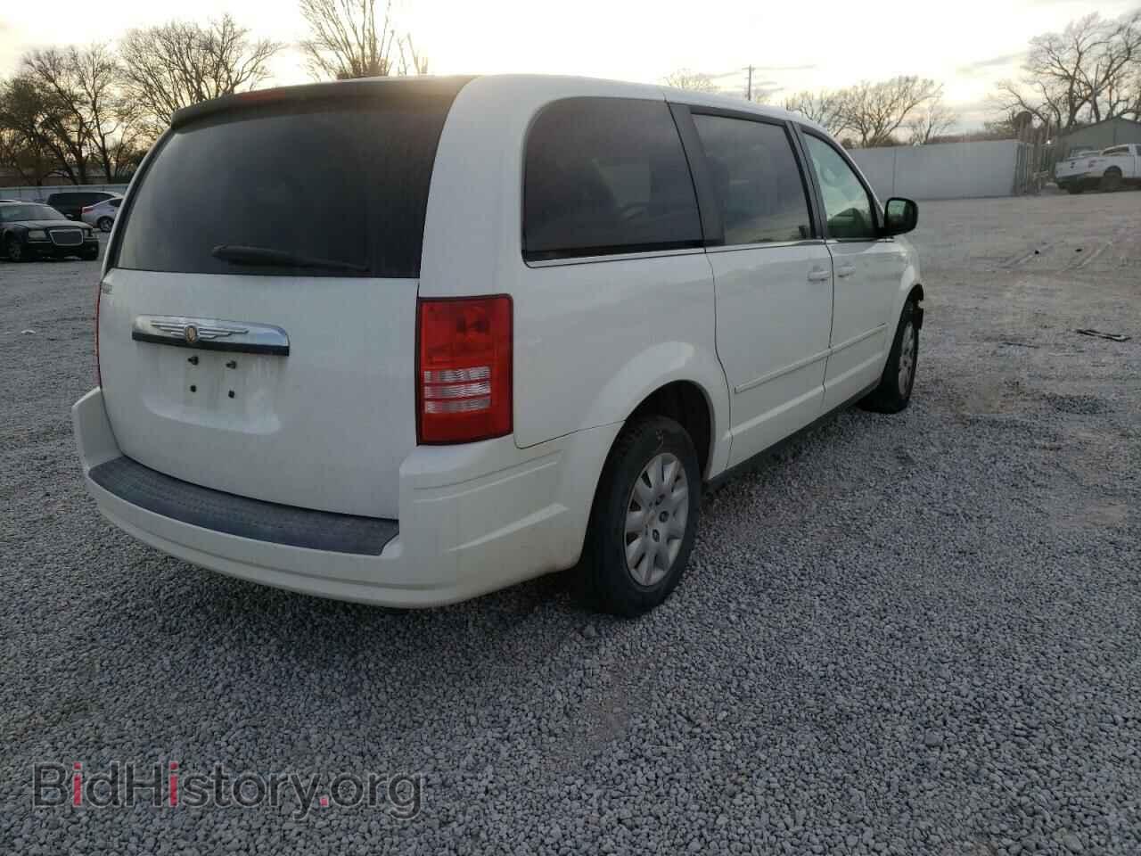 2009 CHRYSLER MINIVAN - VIN: 2A8HR44E39R547409 - Фото 4