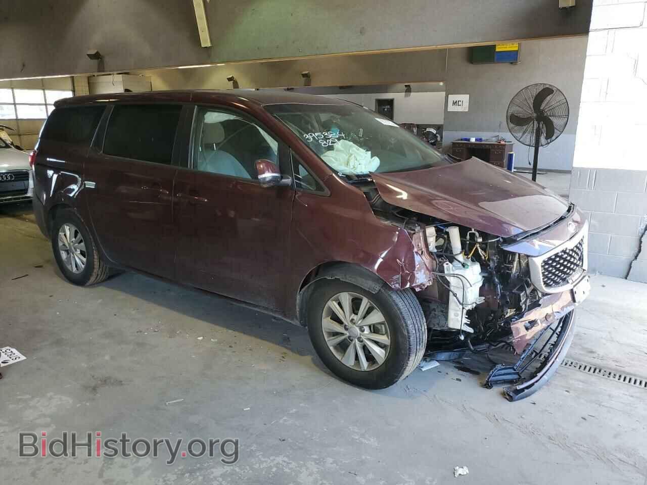 2018 KIA All Models - VIN: KNDMB5C11J6398220 - Фото 4