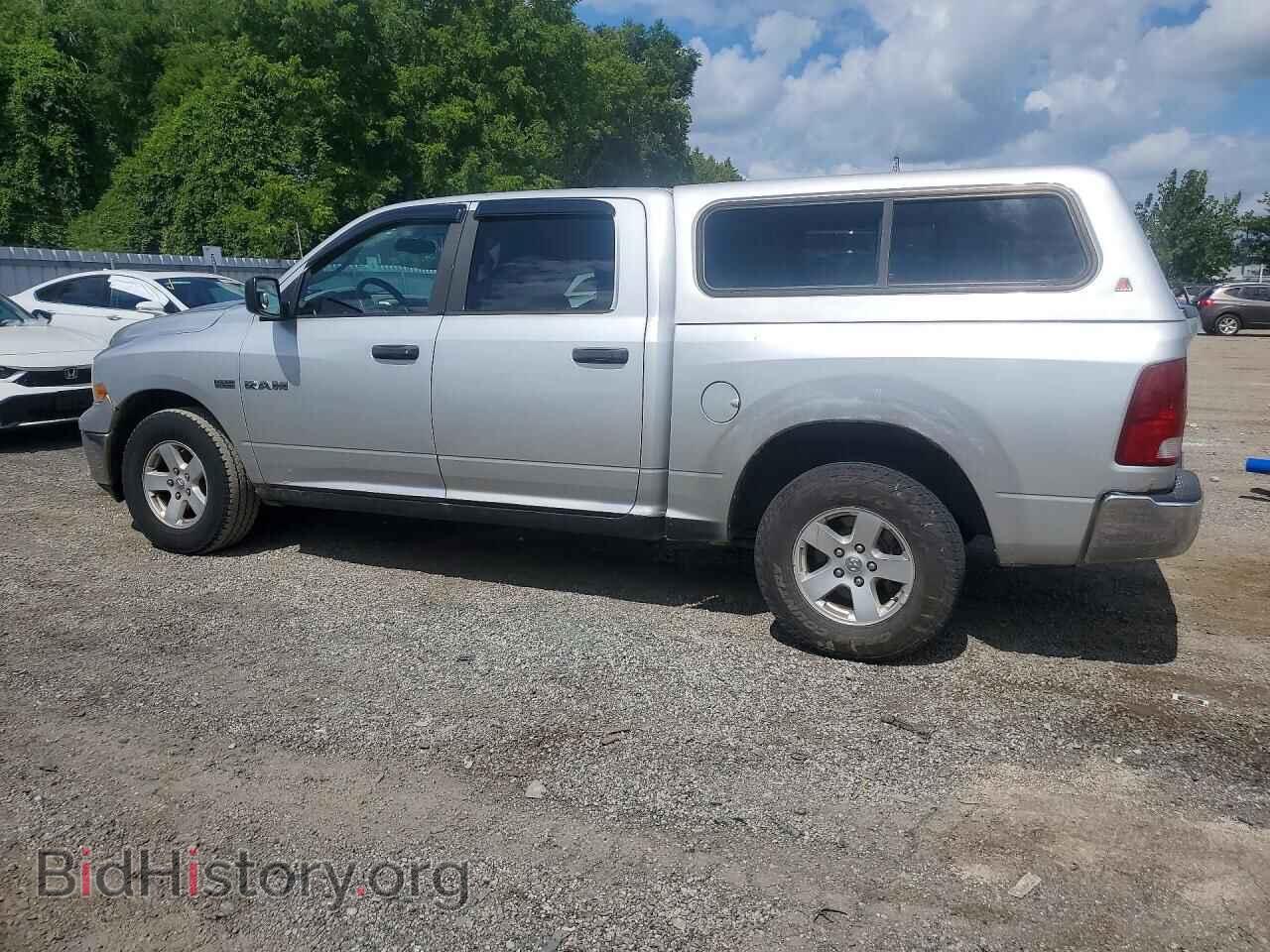 2010 DODGE RAM 1500 - VIN: 1D7RV1CT5AS253511 - Фото 2