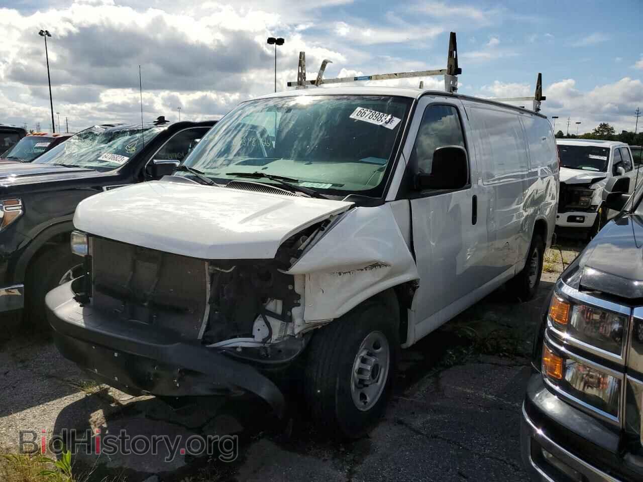 Фотография 1GTW7FCF2F1287854 - GMC SAVANA 2015