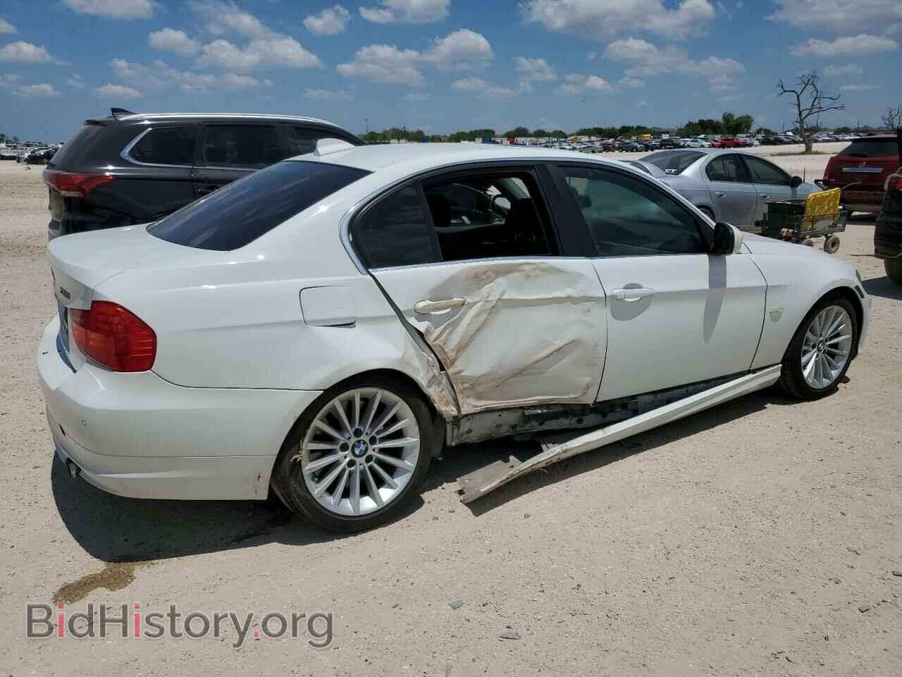 2009 BMW 3 SERIES - VIN: WBAPM73569A366553 - Фото 3