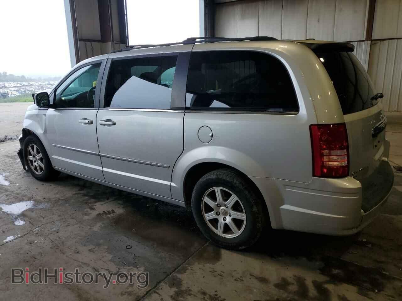 2010 CHRYSLER MINIVAN - VIN: 2A4RR8DXXAR452168 - Фото 2