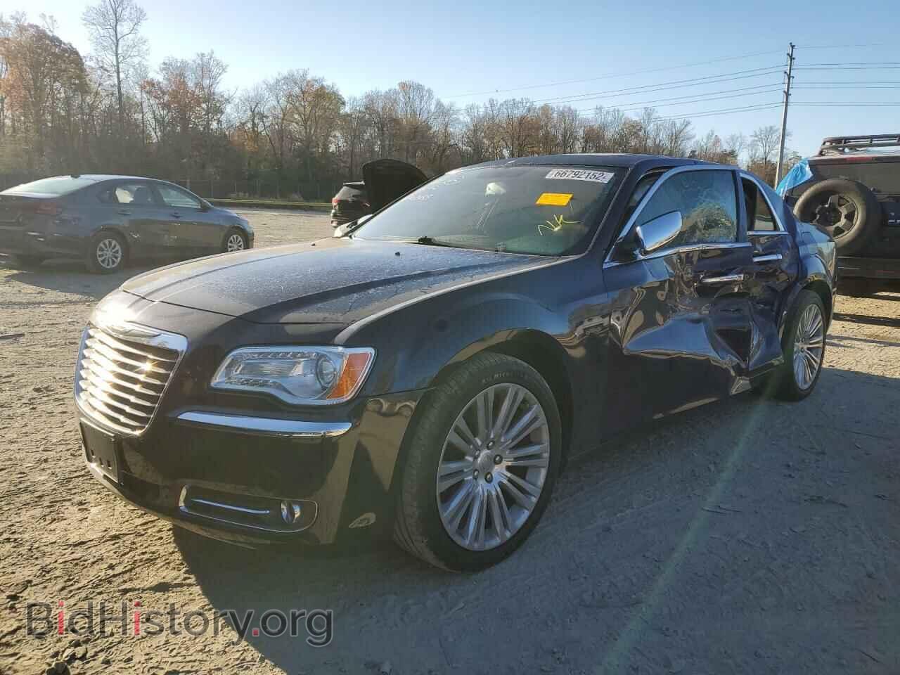 2012 CHRYSLER 300 - VIN: 2C3CCACG5CH142433 - Фото 2