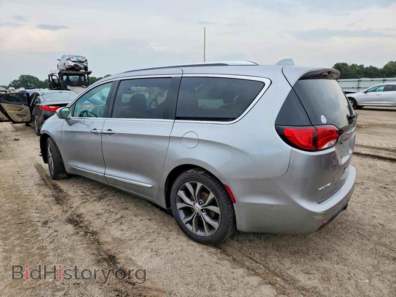 2017 CHRYSLER PACIFICA - VIN: 2C4RC1GG9HR744172 - Фото 2