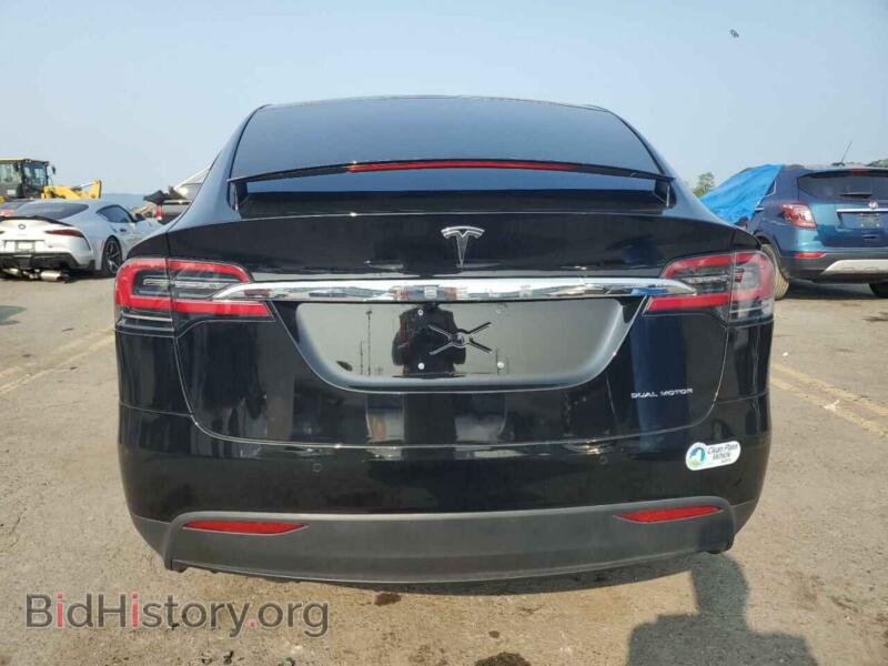 2020 Tesla MODEL X (VIN 5YJXCDE25LF300095) — photo 6 of 14