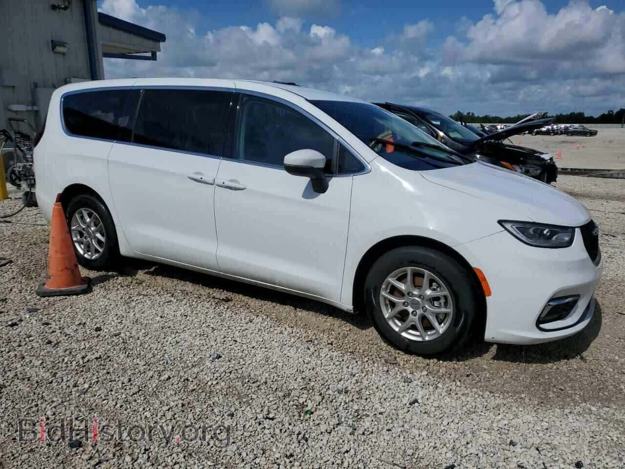 2023 CHRYSLER PACIFICA - VIN: 2C4RC1BG2PR596503 - Фото 4