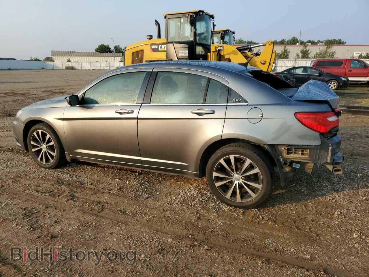 2013 CHRYSLER 200 - VIN: 1C3CCBBB7DN683472 - Фото 2