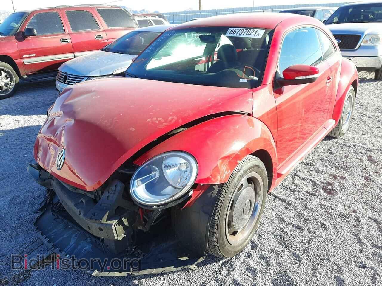 2012 VOLKSWAGEN BEETLE - VIN: 3VWJP7AT8CM635855 - Фото 2