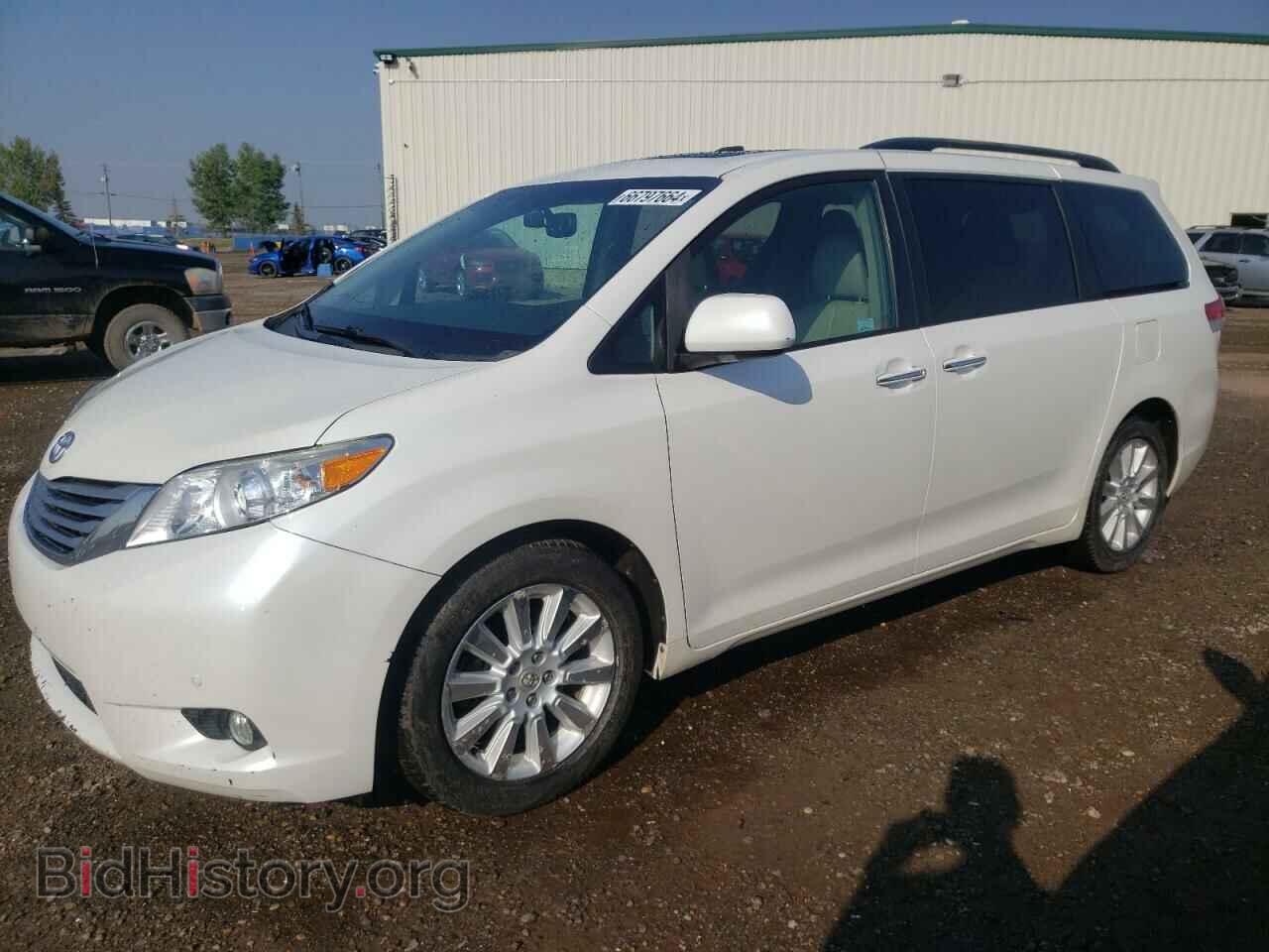 Photo 5TDDK3DC3CS034727 - TOYOTA All Models 2012