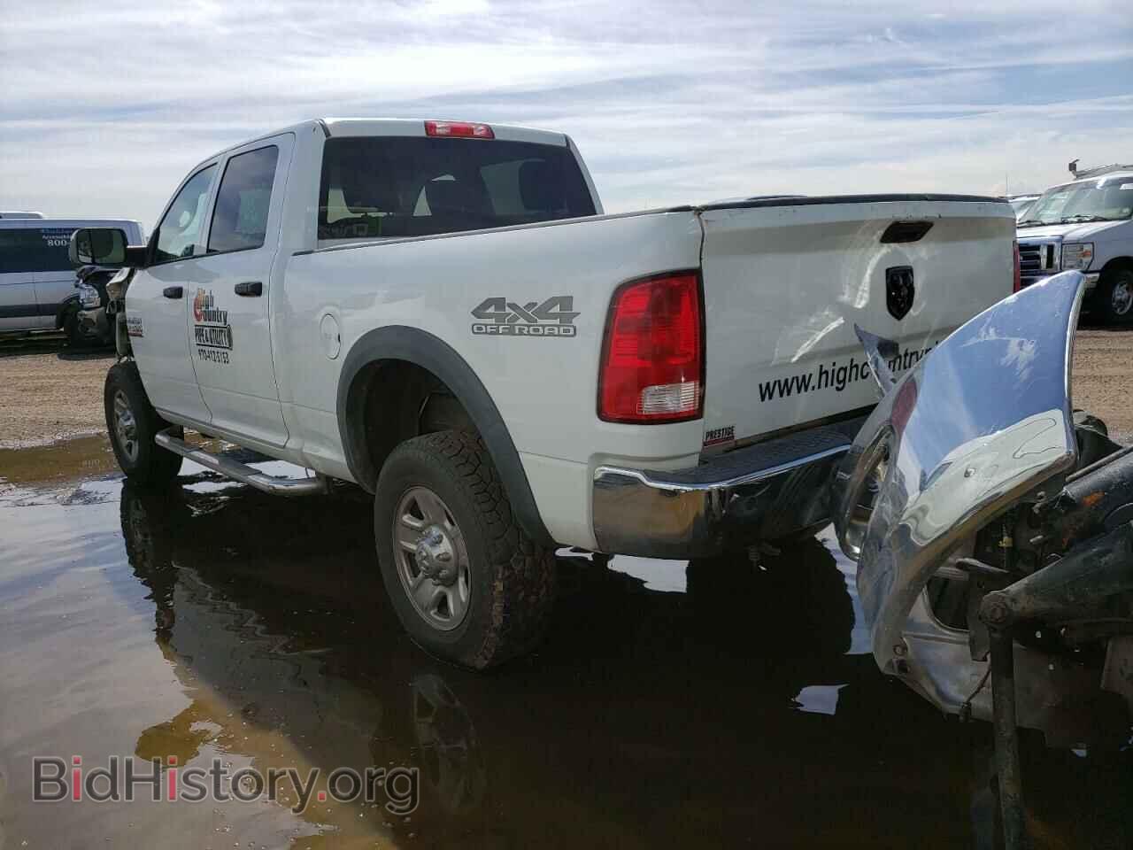 2017 RAM All Models - VIN: 3C6UR5CL1HG553216 - Photo 2