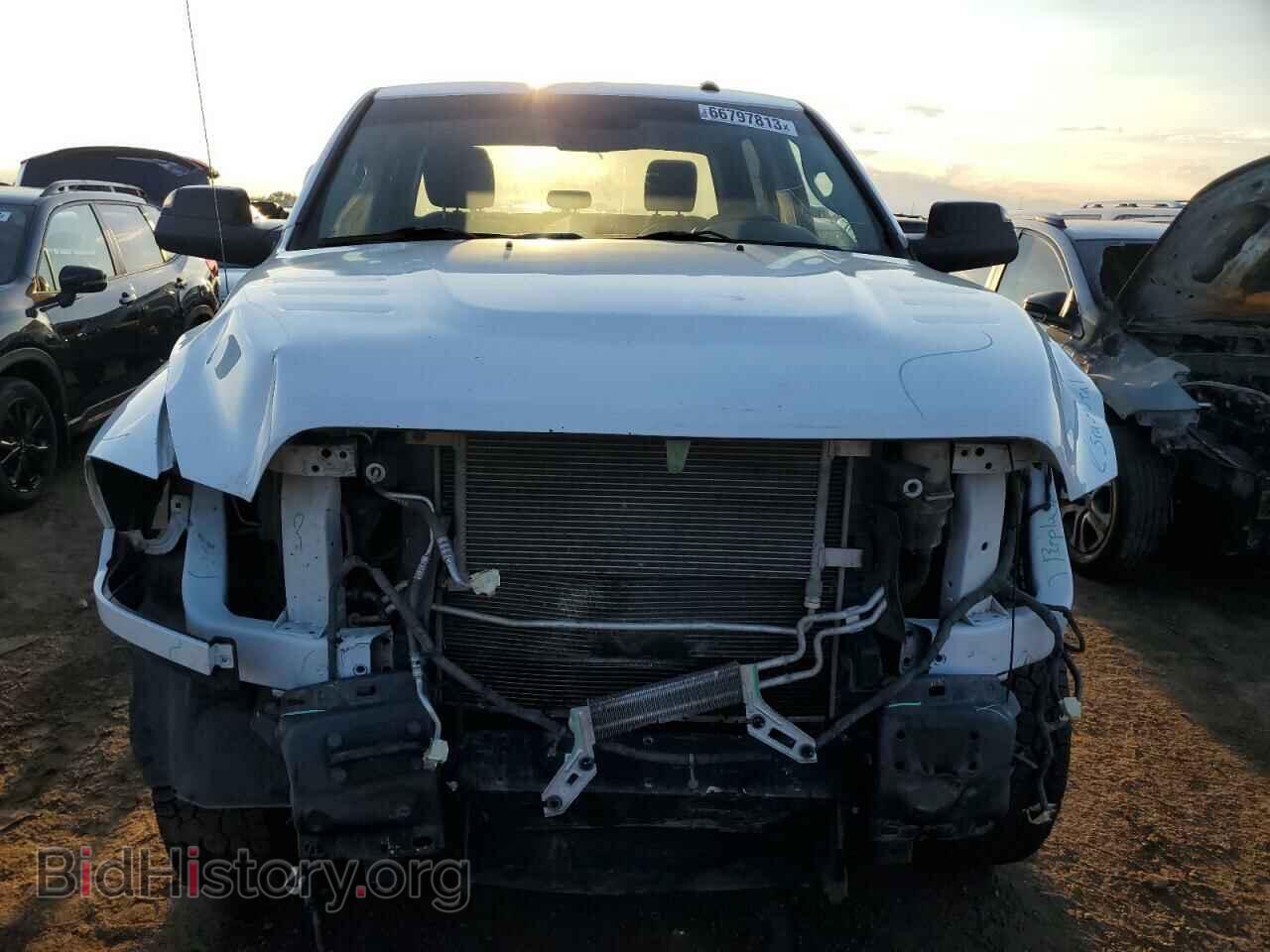 2017 RAM All Models - VIN: 3C6UR5CL1HG553216 - Photo 5
