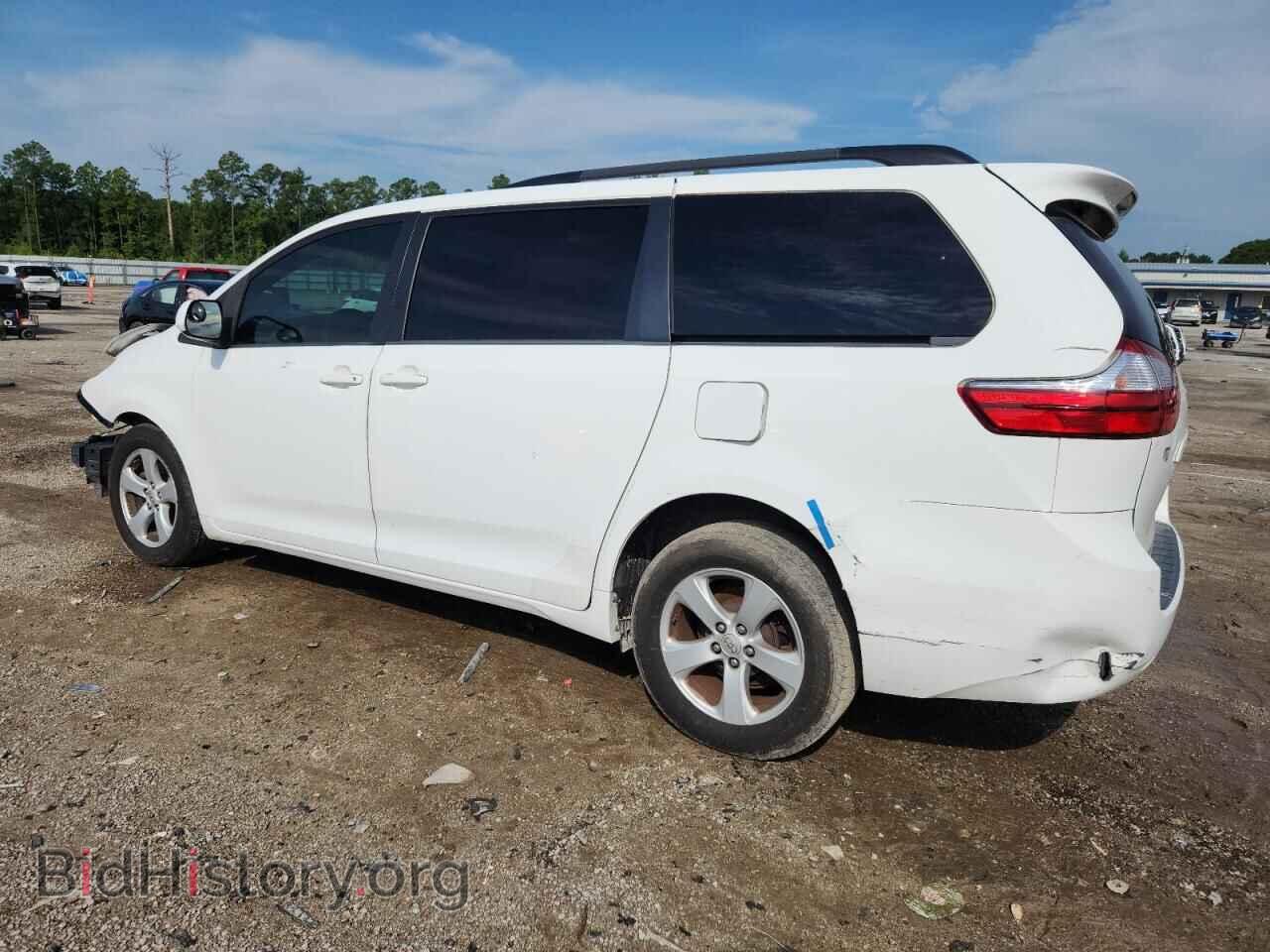 2017 TOYOTA All Models - VIN: 5TDKZ3DC4HS858715 - Фото 2