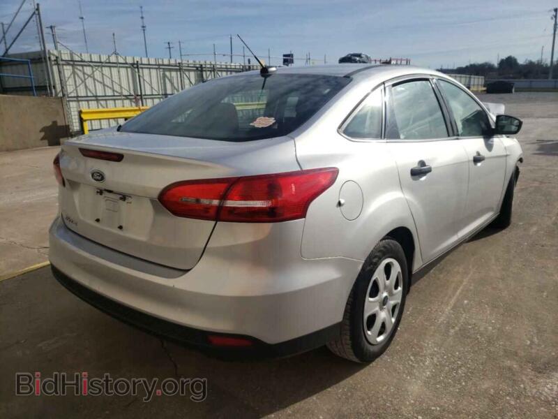 2017 Ford FOCUS (VIN 1FADP3E22HL346009) — photo 4 of 10