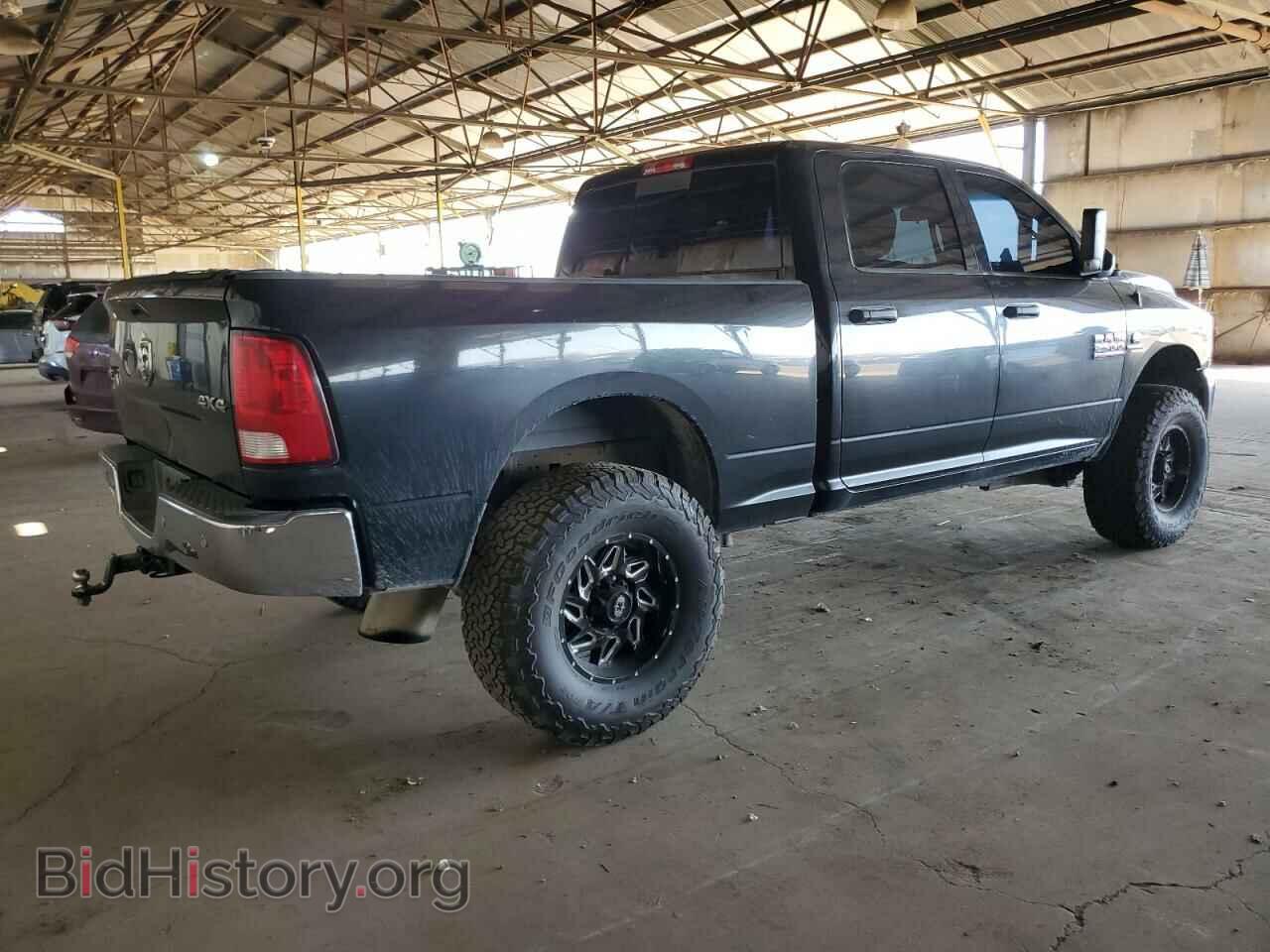 2016 RAM All Models - VIN: 3C6UR5DL0GG359760 - Фото 3