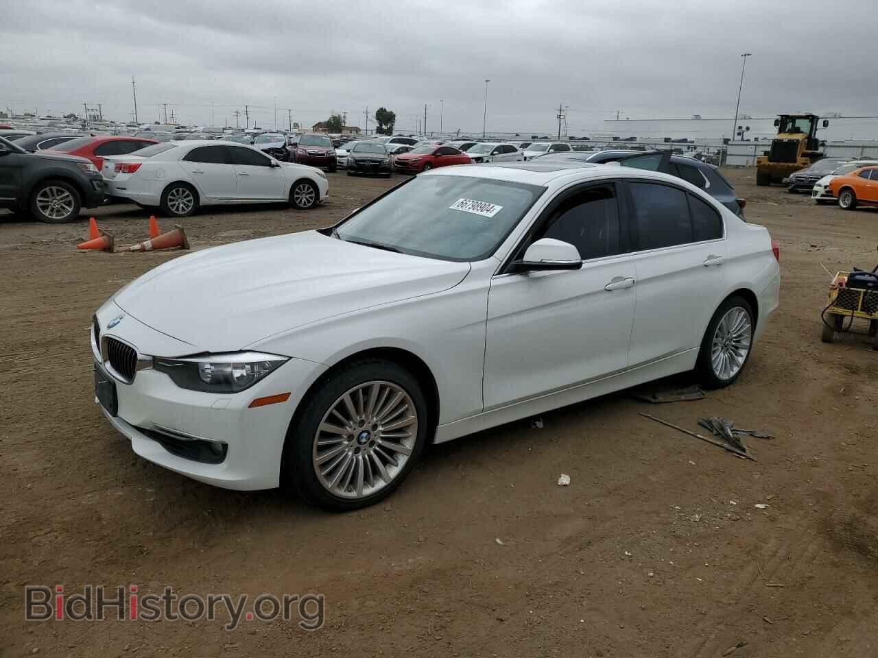 Photo WBA3B3C55DF537267 - BMW 3 SERIES 2013