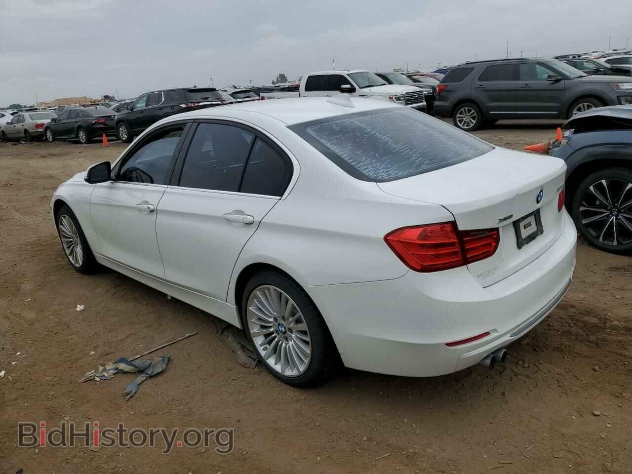 2013 BMW 3 SERIES - VIN: WBA3B3C55DF537267 - Фото 2