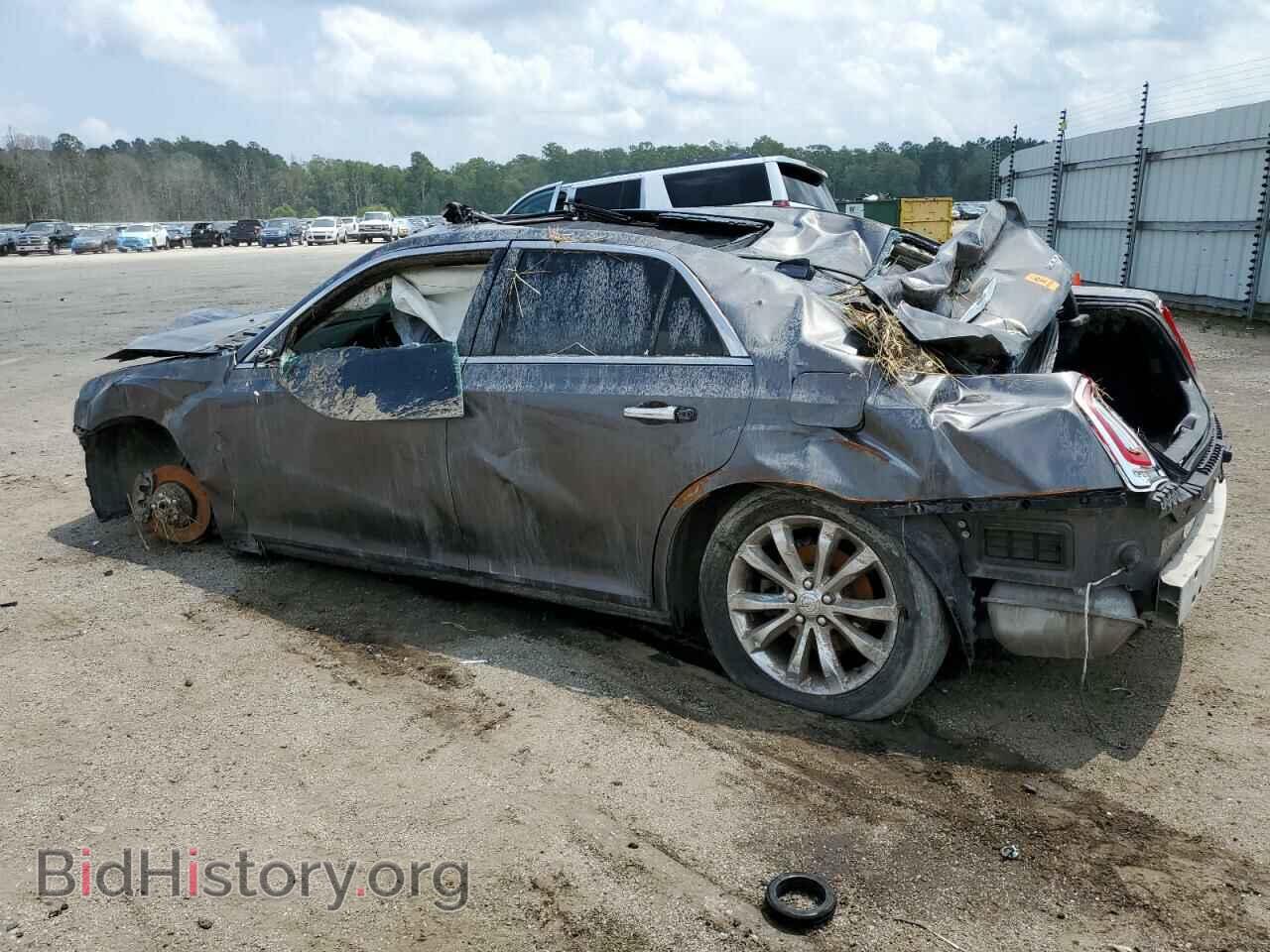2017 CHRYSLER 300 - VIN: 2C3CCAKG8HH571588 - Фото 2