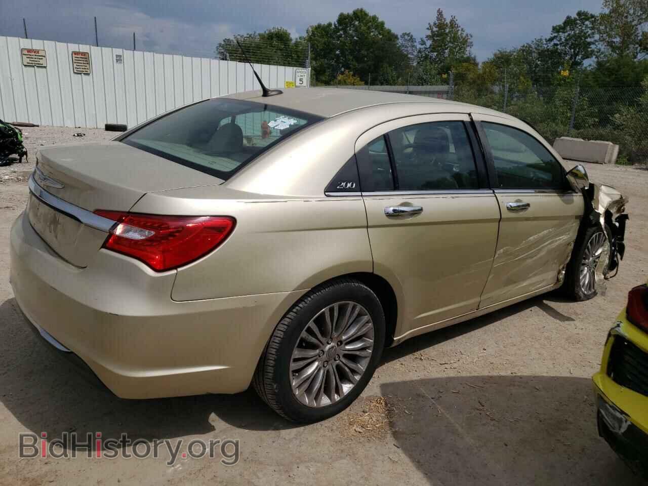 2011 CHRYSLER 200 - VIN: 1C3BC2FG5BN503100 - Фото 3