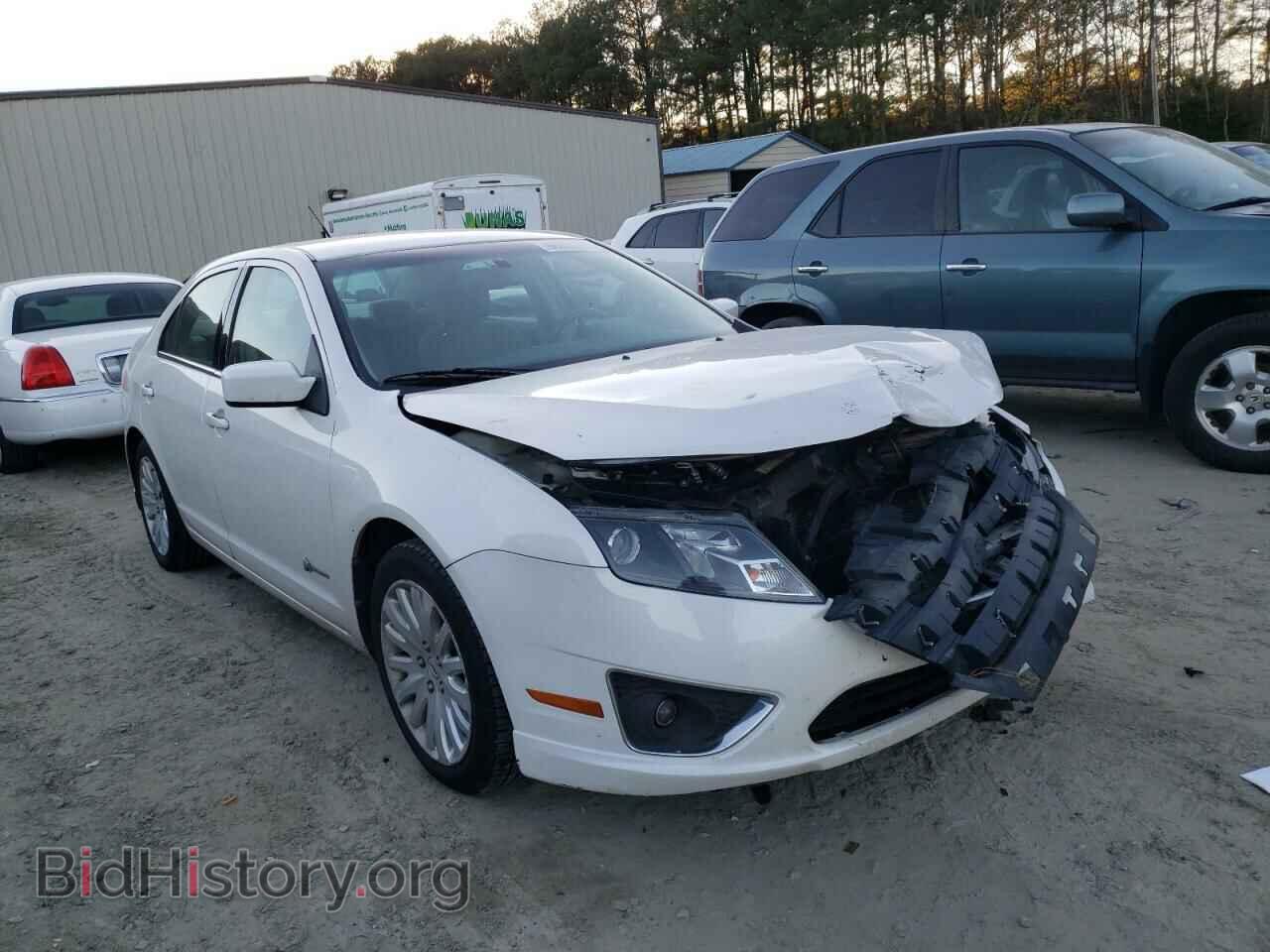 Photo 3FADP0L33AR264940 - FORD FUSION 2010