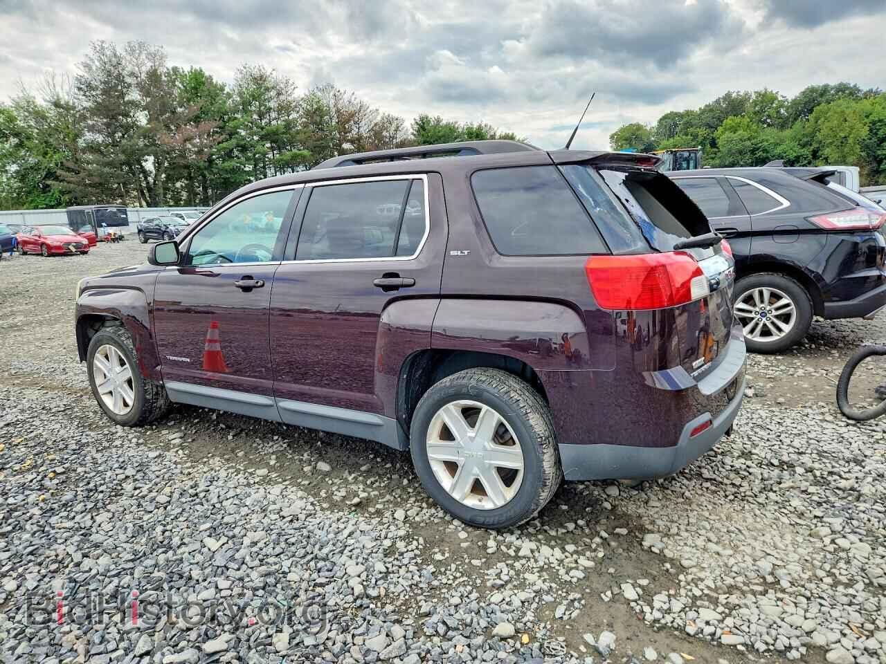 2011 GMC TERRAIN - VIN: 2CTALUEC7B6433965 - Photo 2