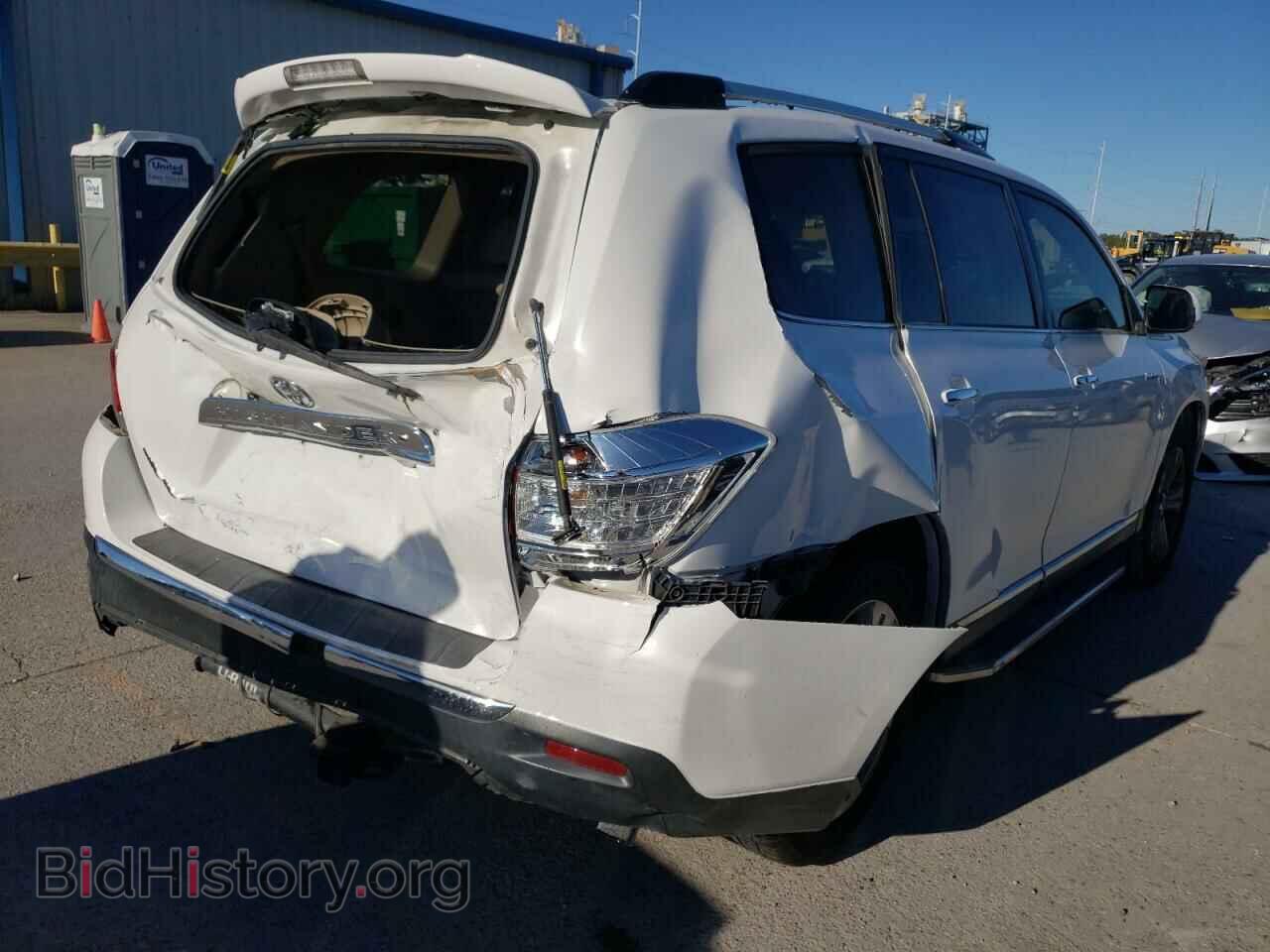 2013 TOYOTA HIGHLANDER - VIN: 5TDYK3EH8DS121617 - Фото 4
