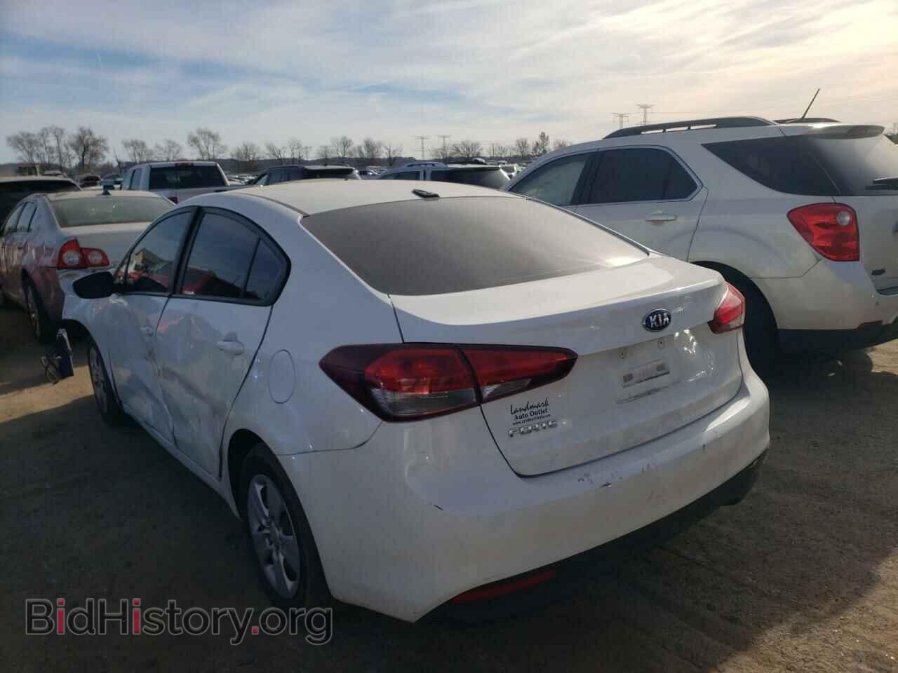 2017 KIA FORTE - VIN: 3KPFK4A71HE012152 - Фото 3