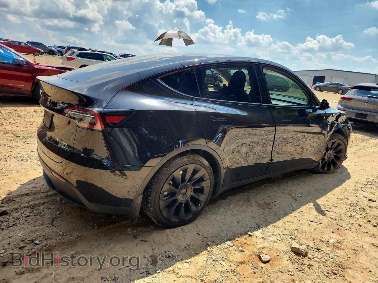 2024 TESLA MODEL Y - VIN: 7SAYGDEE3RA270574 - Фото 3
