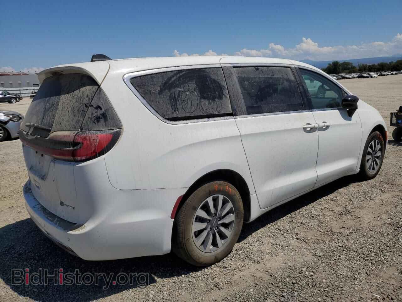 2024 CHRYSLER PACIFICA - VIN: 2C4RC1S78RR127208 - Фото 3