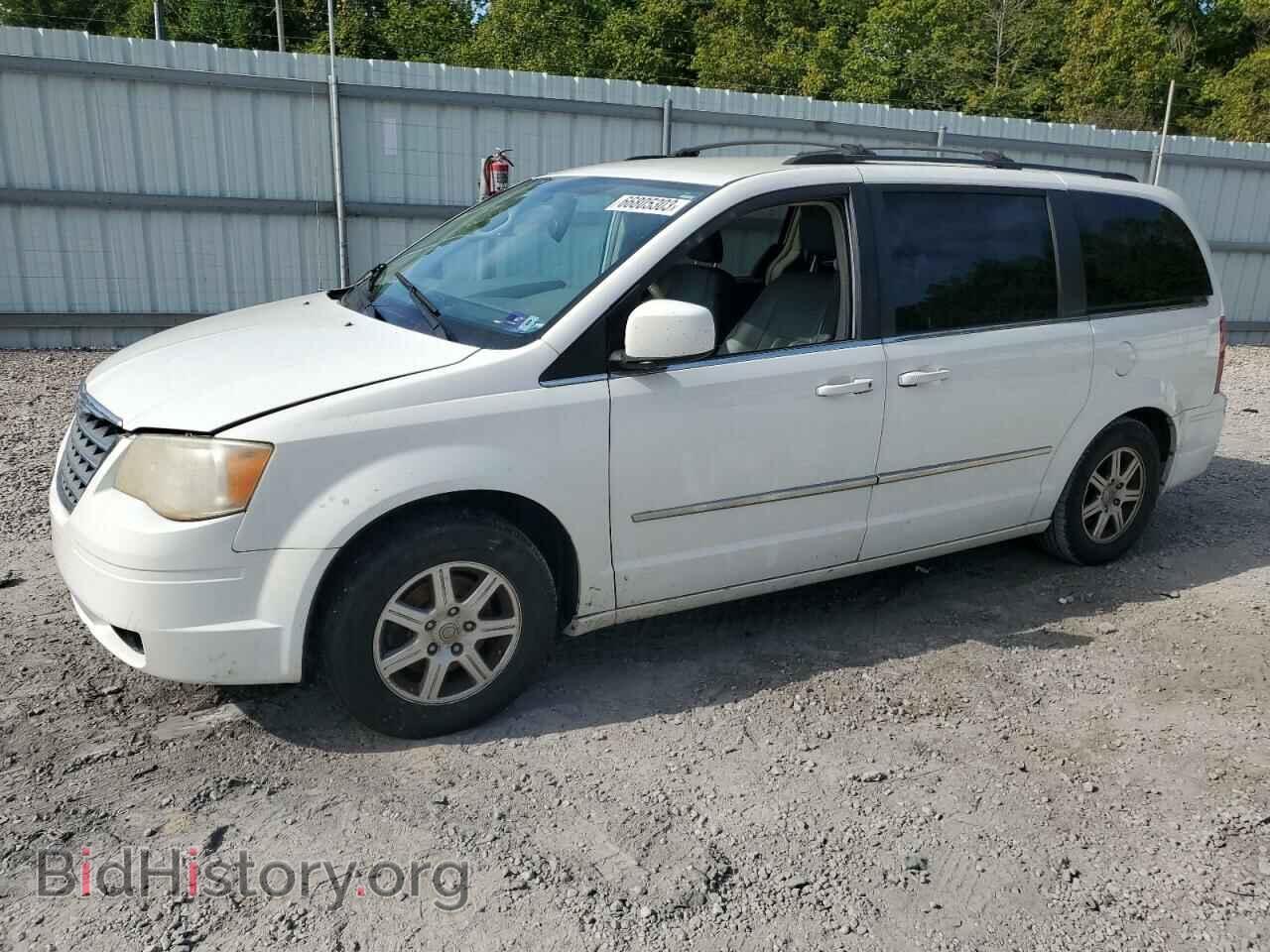 Photo 2A4RR5D11AR152139 - CHRYSLER MINIVAN 2010