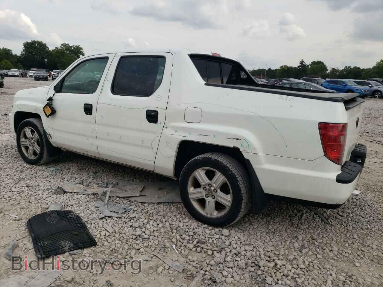 2011 HONDA RIDGELINE - VIN: 5FPYK1F24BB001742 - Фото 2
