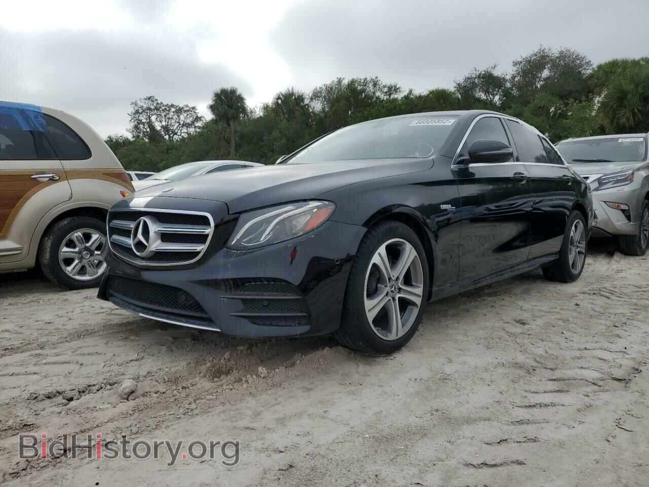 2018 MERCEDES-BENZ E-CLASS - VIN: WDDZF4JB1JA327523 - Фото 2