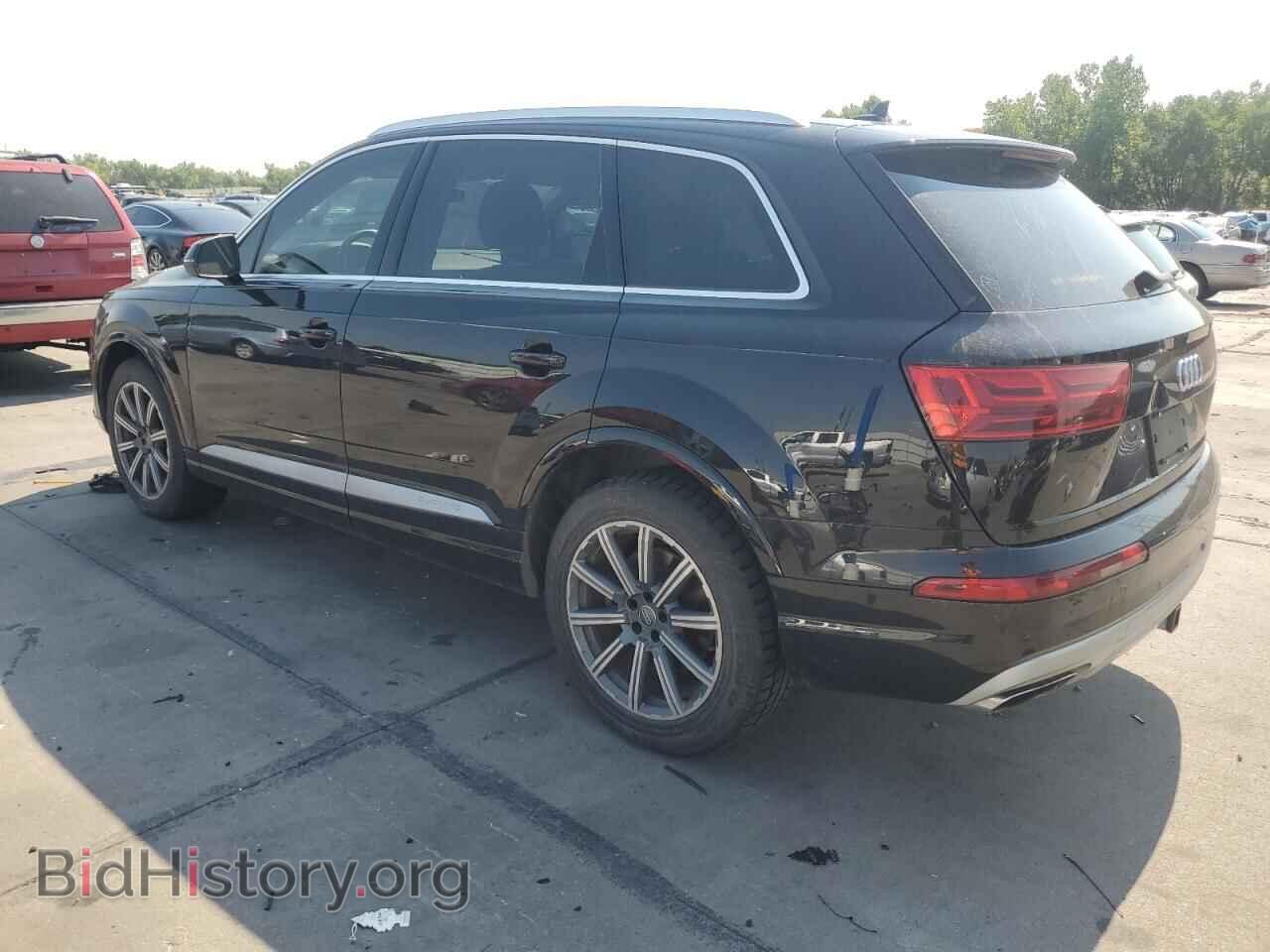 2017 AUDI Q7 - VIN: WA1VAAF75HD056995 - Фото 2