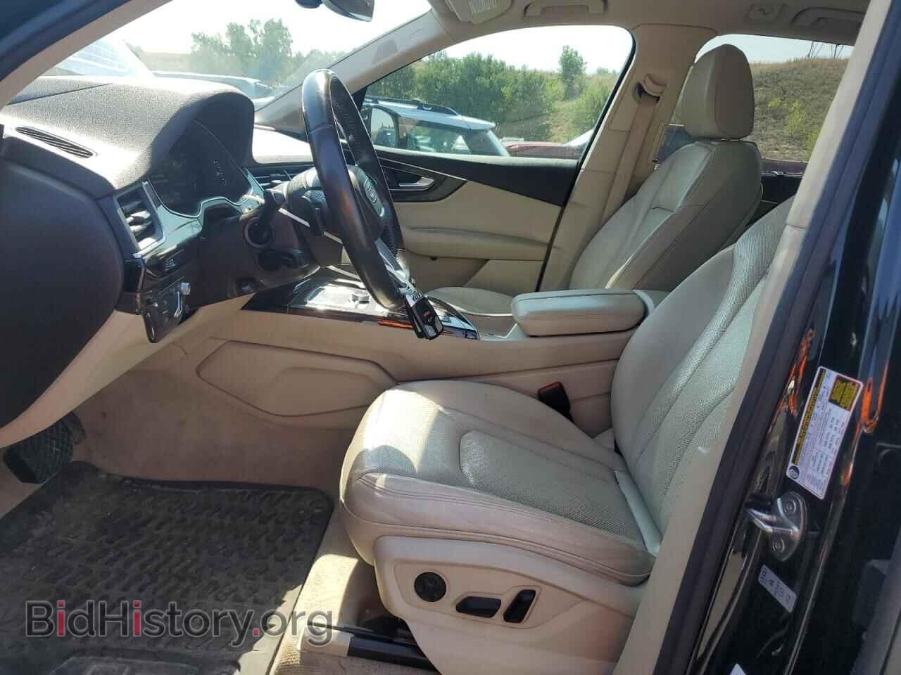 2017 AUDI Q7 - VIN: WA1VAAF75HD056995 - Фото 7
