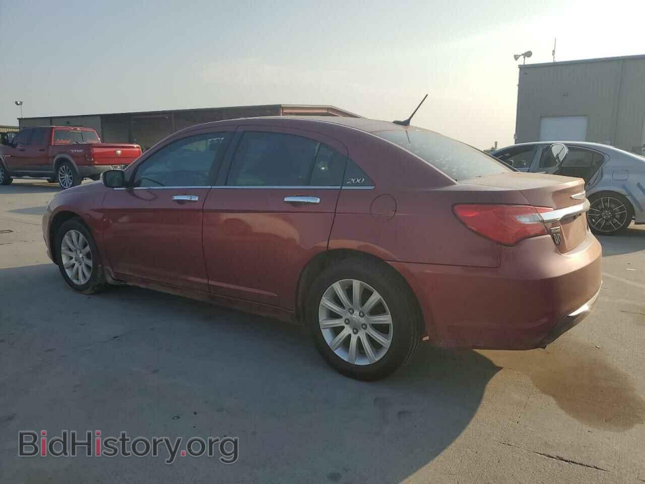 2013 CHRYSLER 200 - VIN: 1C3CCBCG2DN527091 - Фото 2