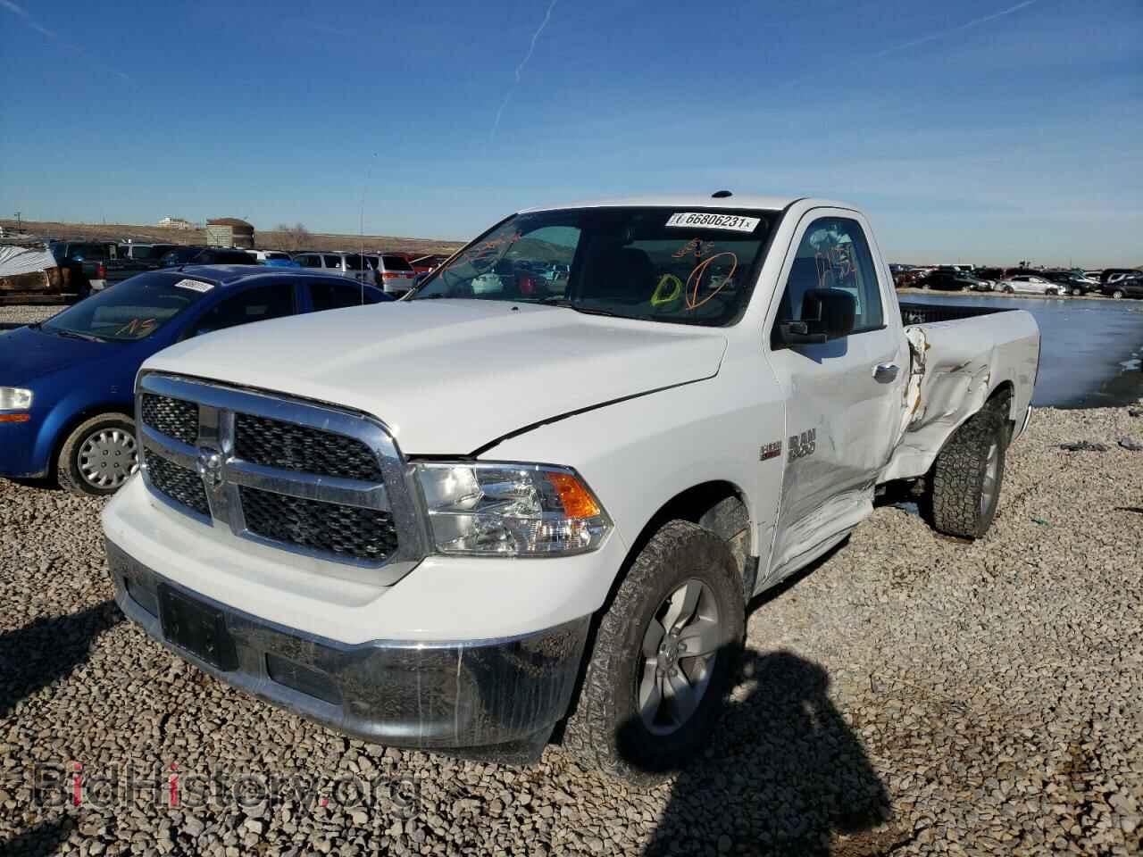 2016 RAM 1500 - VIN: 3C6JR7ET8GG265719 - Фото 2