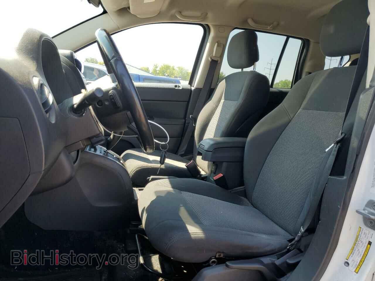 2011 JEEP COMPASS - VIN: 1J4NF1FB7BD197404 - Фото 7