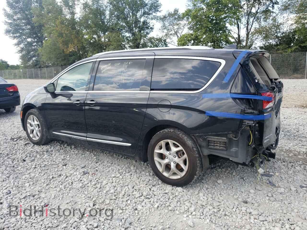 2017 CHRYSLER PACIFICA - VIN: 2C4RC1EG2HR831916 - Photo 2