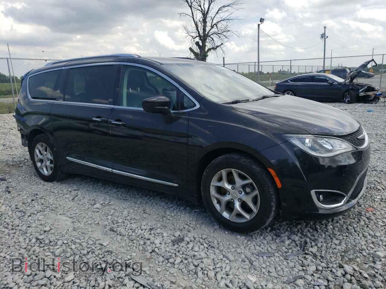 2017 CHRYSLER PACIFICA - VIN: 2C4RC1EG2HR831916 - Photo 4