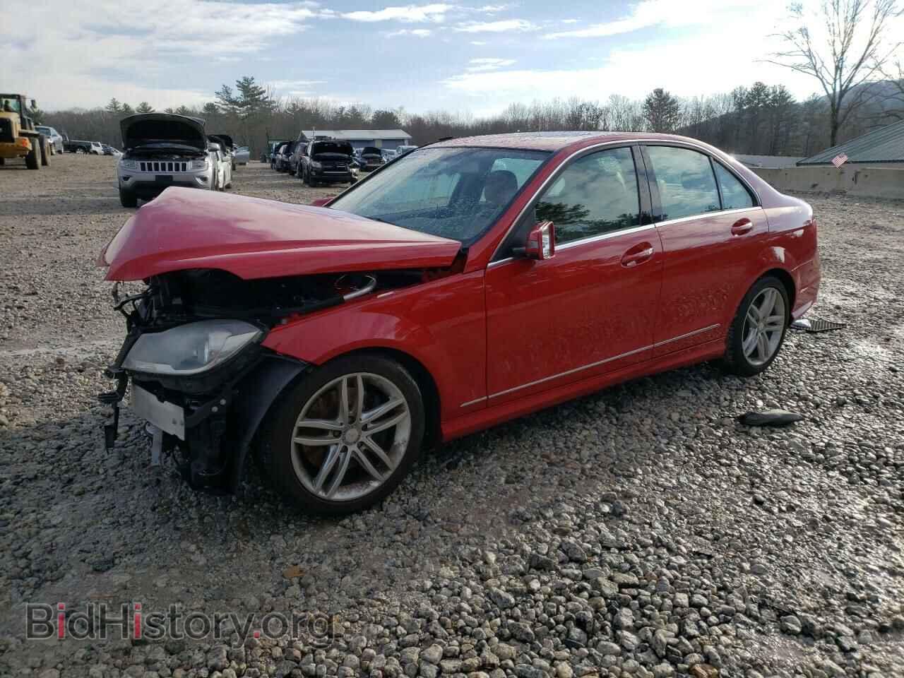 Photo WDDGF8AB5DA759132 - MERCEDES-BENZ C-CLASS 2013